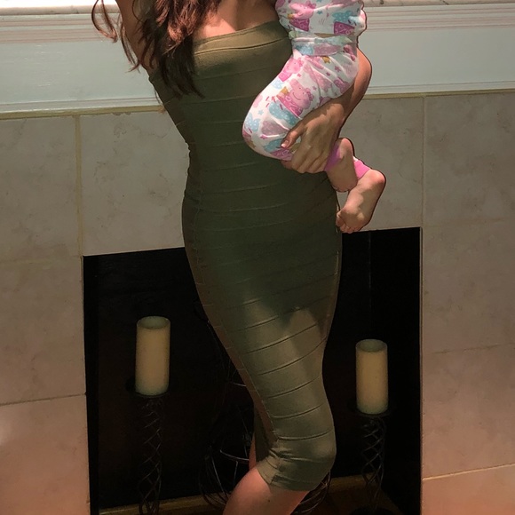 Green Bandage Dress - Picture 3 of 4